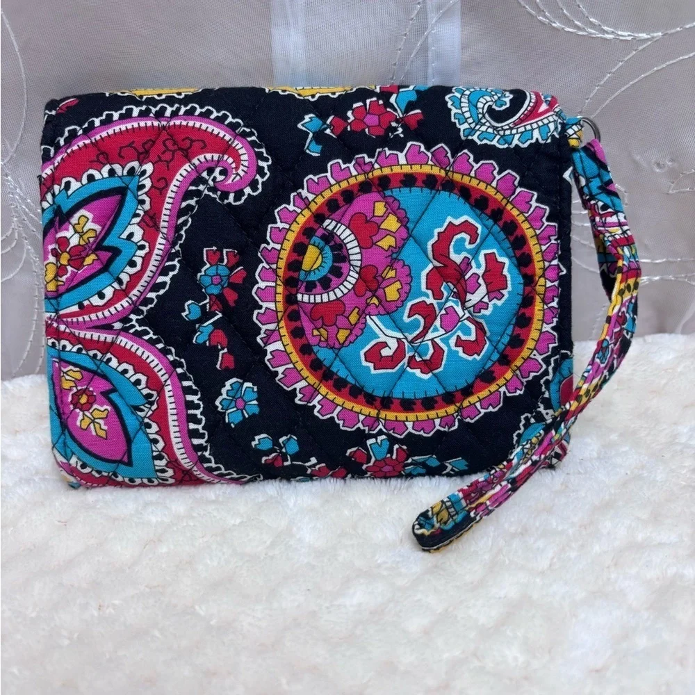 Vera Bradley Smartphone Turn lock Wallet